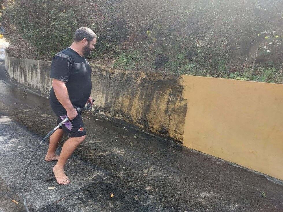 wall pressure cleaning